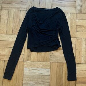 Aritzia Cropped wrap top